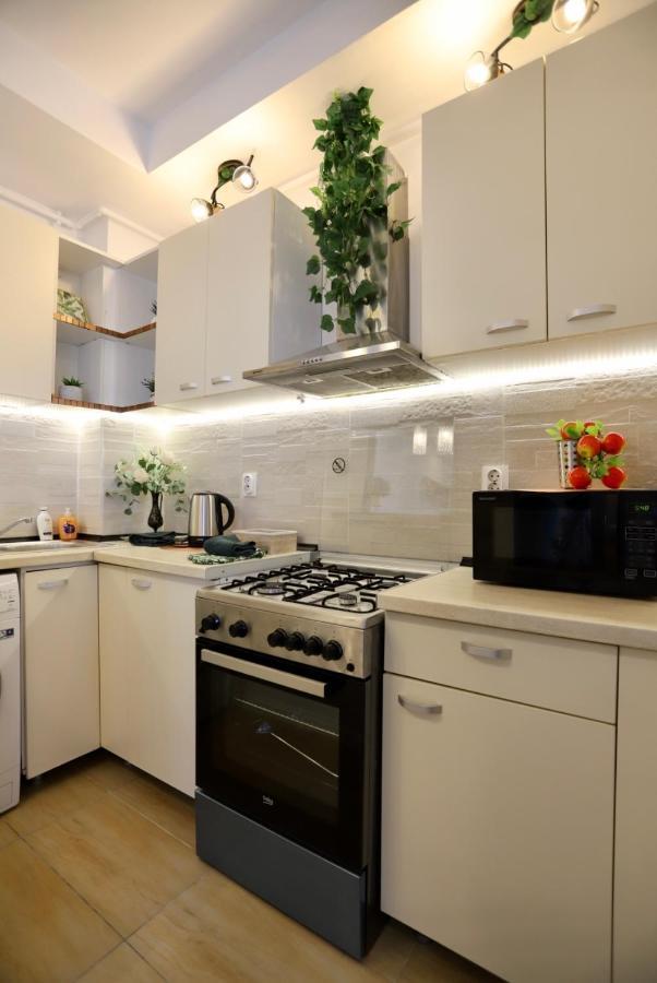 Apartament Beauty Smarald By Cosmopolis Stefanestii de Jos Bagian luar foto