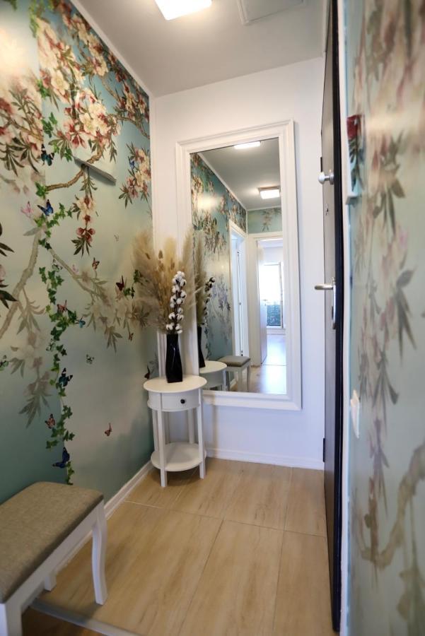 Apartament Beauty Smarald By Cosmopolis Stefanestii de Jos Bagian luar foto